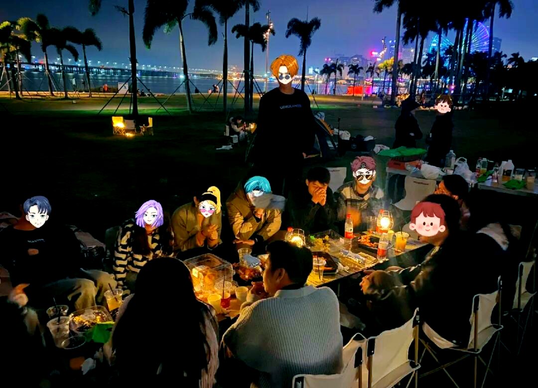 AgathaBunga10's tweet photo. Just wrapped up an insane murder mystery tabletop game with the squad—plot twists I never saw coming, zero plot holes, and way too many guilty laughter moments. 10/10, would solve a fictional crime again! https://t.co/Ya2DUXjs2a