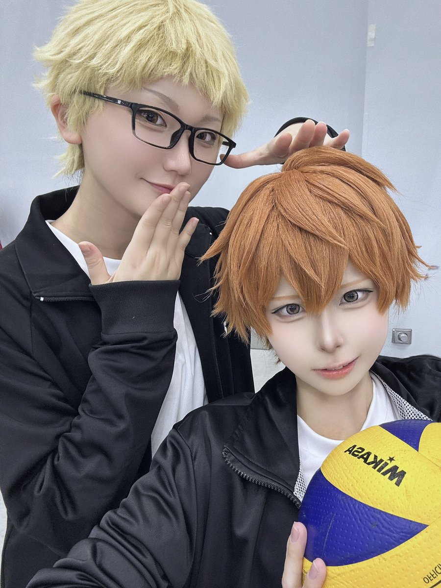mytaro_cos's tweet photo. 本当に顔がよかった2人🐦‍⬛🏐
顔面大天才すぎるから見て

また予定立てたい🗓️

#アコスタ池袋 https://t.co/UTlOMNEHZs