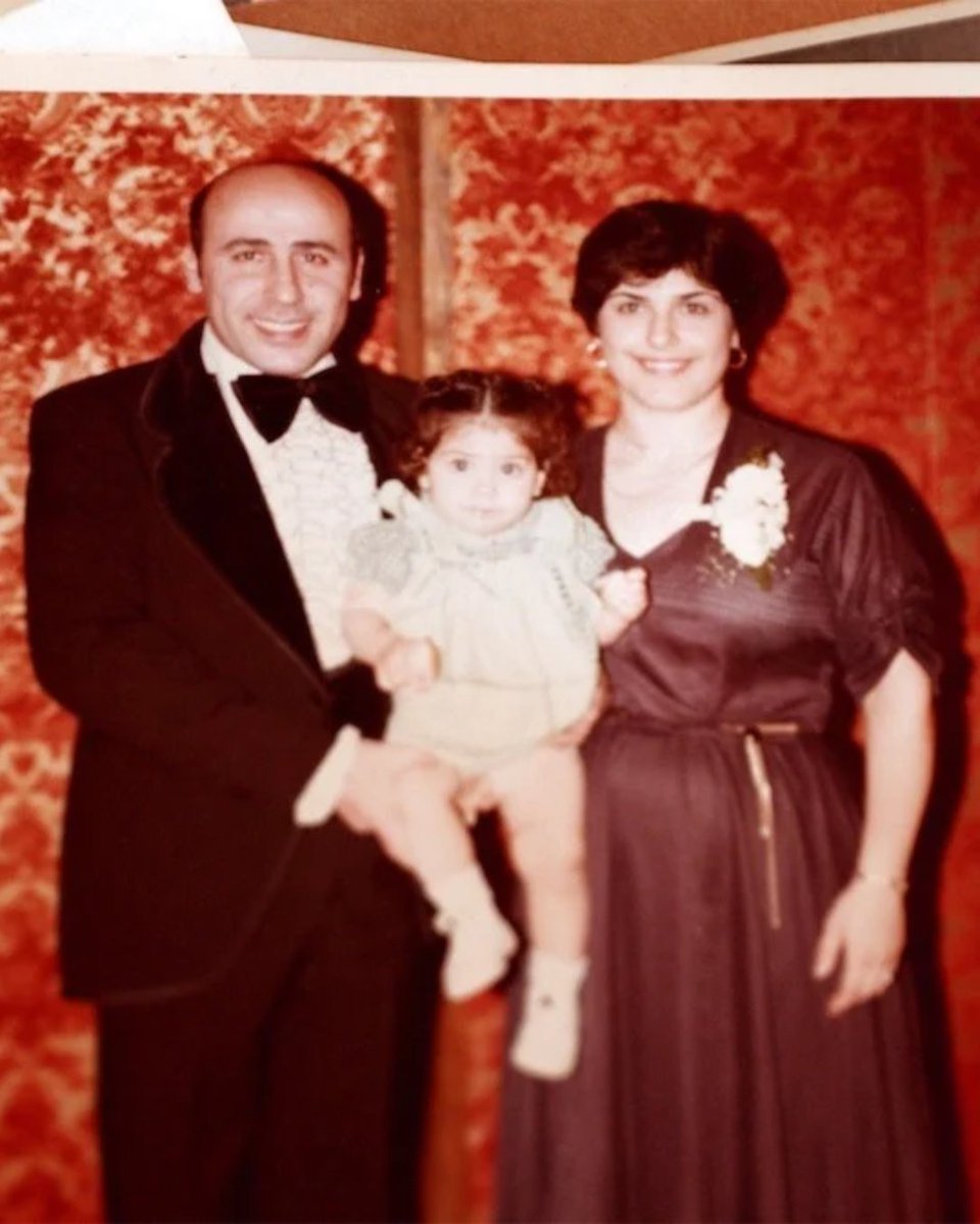 VIMOOZ's tweet photo. In October 1985, the assassination of Palestinian American activist Alex Odeh shocked a Southern California community.

Who Killed Alex Odeh? follows that unresolved case as directors Jason Osder and William Lafi Youmans investigate the murder of Odeh.  More: https://t.co/Qp2GwHtEQD