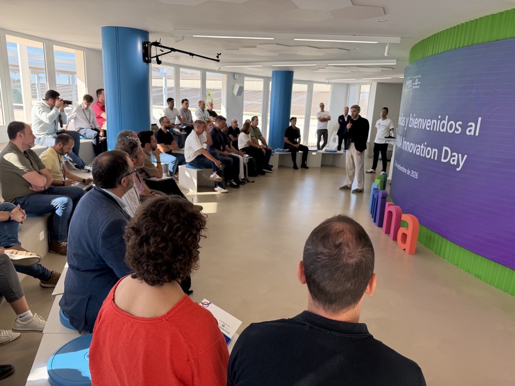 ENCAMINA's tweet photo. Hoy #Origen ha sido punto de encuentro para humanos, humanoides, robots autónomos, IoT, IA, datos y agentes en el edge😅🦾 Todos juntos y bien avenidos en nuestro ENCAMINA #InnovationDay 😉 https://t.co/S233Ei2IT0