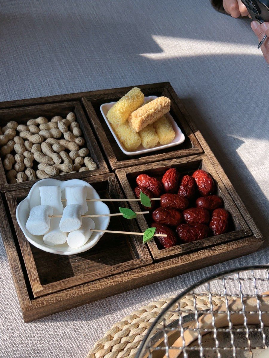 RocioMeisch's tweet photo. Just found the crispiest matcha rice crackers in town! Grabbed a pack to share with my squad—who’s popping over for a late snack #SnackSharing #MatchaLover https://t.co/XhfZJNpn7m