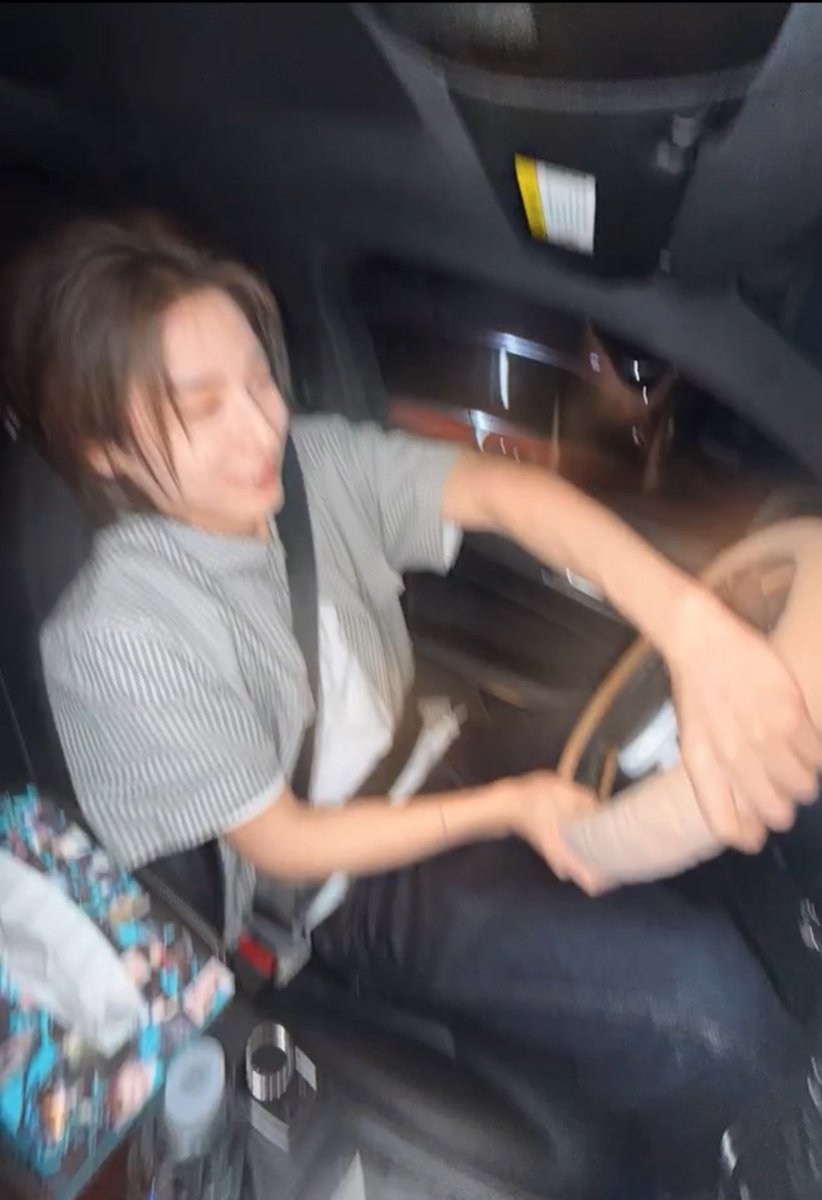 Han____ing's tweet photo. https://t.co/SfkacBKeLe