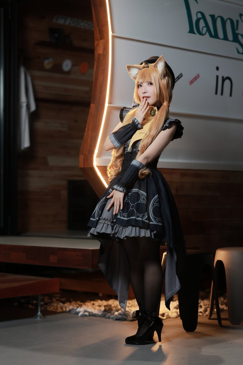 Epertenn's tweet photo. 8월 코믹월드 서울

블루아카이브_ 마리(아이돌)

펄님 @enthalpimetry 

#cosplay #BlueArchive #ブルーアーカイブ #伊落マリー https://t.co/zT9b3Qn85b