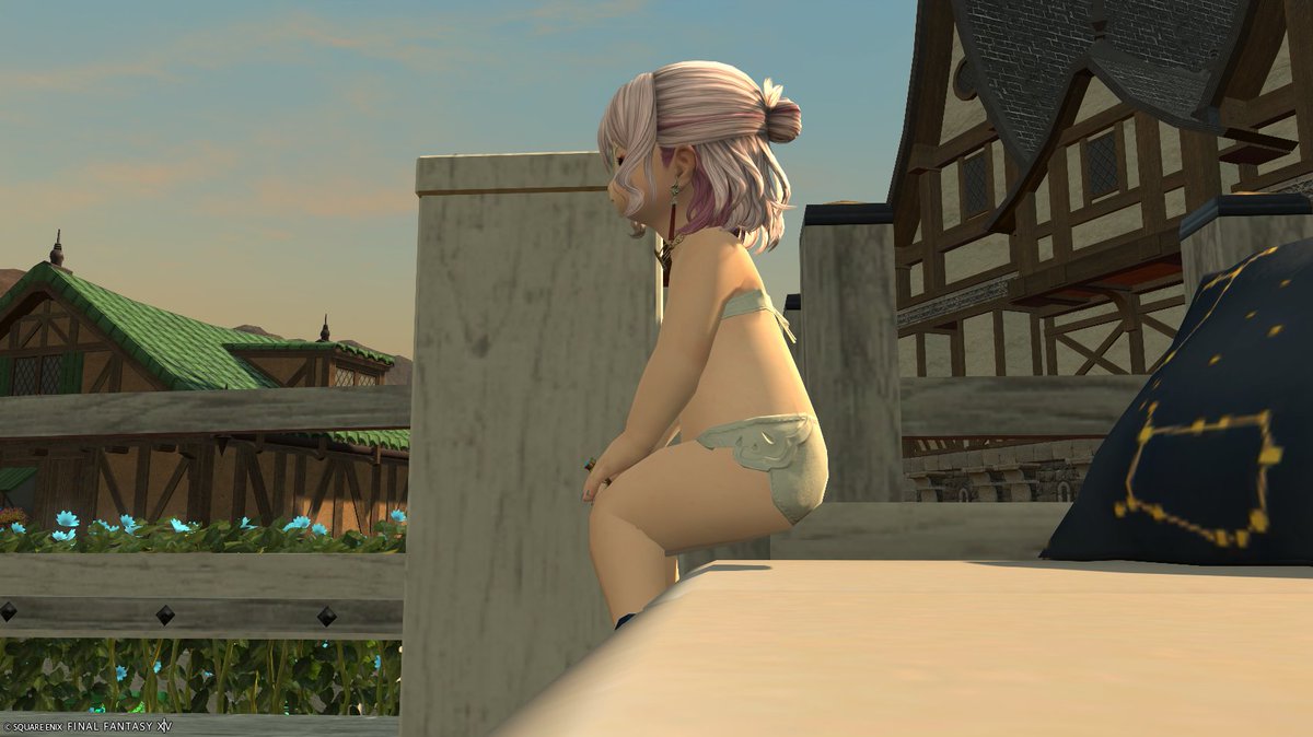 VentiscaTisca's tweet photo. わかりやすく裸族にしたけど
昔からララフェルの最大サイズが座るとなぜか空気椅子になるんだよな
最小サイズだとしっかり椅子に座ってるんだけど
これフォーラムに書き込んだら修正してくれるんかな https://t.co/8LRpQYqoME