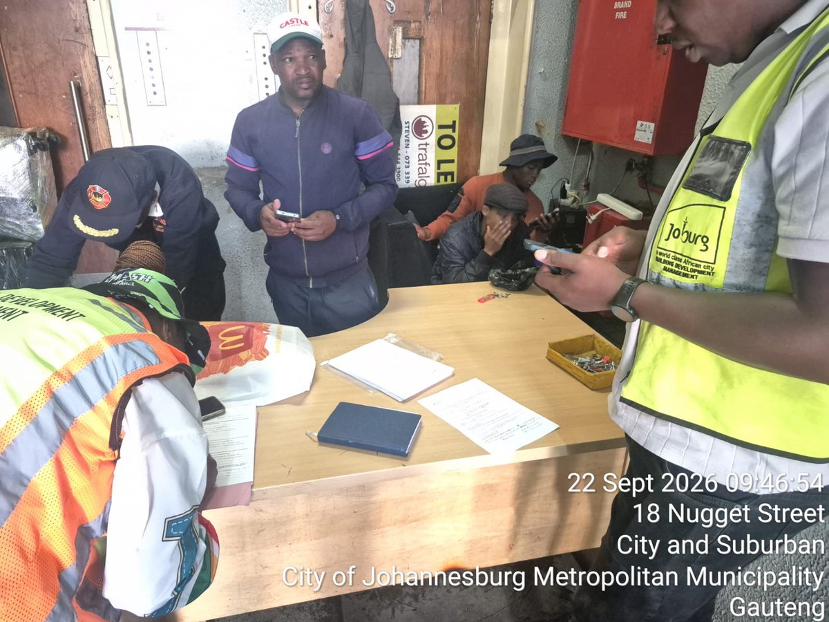 RegionF_Joburg's tweet photo. Law enforcement teams are in Ward 124 conducting inspections. An illegally operating business was identified, with some workers fleeing the scene. JMPD impounded compressors and other equipment, while a Level 2 electricity disconnection was effected for non-payment.#JoburgByLaws https://t.co/5s6gGOA2fs