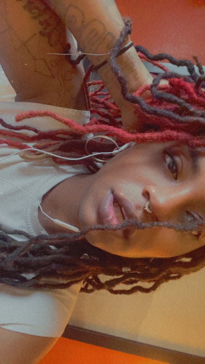92sturdy's tweet photo. WAA ππππ½ RISE AND SHINE β¨, Have ah Great day POOKIES π©π½βπ¨π¨ #theartist #goodmorning #wakeandbake #haveagreatday #fypage https://t.co/5eh93vRfPD