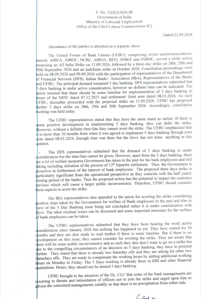 alashshukla's tweet photo. While in past we have always questioned Union's stand this time our leaders deserve respect for their stand.

After yesterday's meeting I was expecting but change in their stance.. but I was wrong.

Hopefully they will keep there stand as it is.

Well done UFBU.

#5DaysBanking https://t.co/bWnKAqIi2n