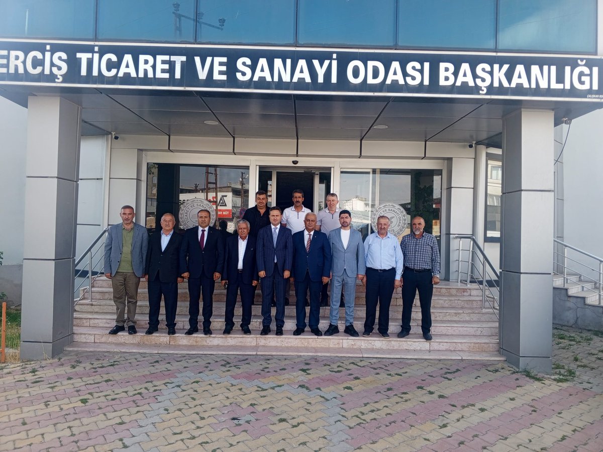 Ercistso's tweet photo. Meclis olağan aylık toplantısı İlçe Kaymakamımız Sn. Ahmed ÇELİK'in katılımıyla gerçekleştirildi. https://t.co/iOzBkF3ZhU