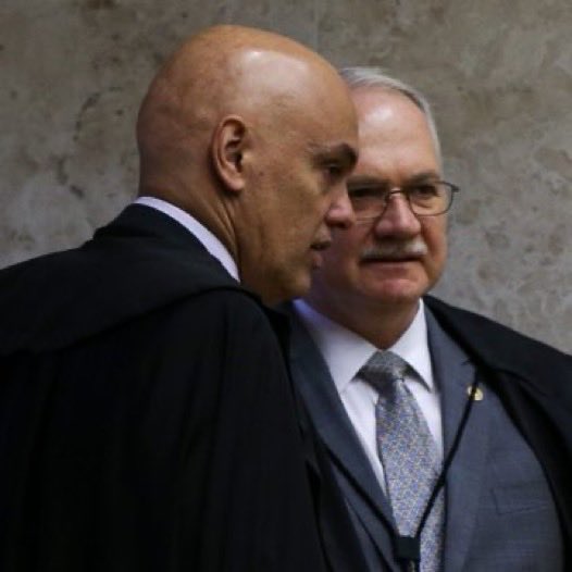 NewsLiberdade's tweet photo. 🚨AGORA - André Mendonça pede a Fachin que Moraes seja investigado por abuso de autoridade no STF https://t.co/PTv8nZZGmg