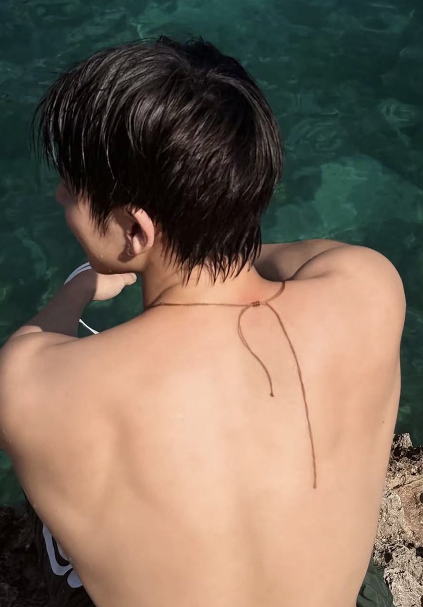 L0VELYBEOMIE's tweet photo. KANG TAEHYUN WHAY THE FUCK https://t.co/a5AmKUwZKD