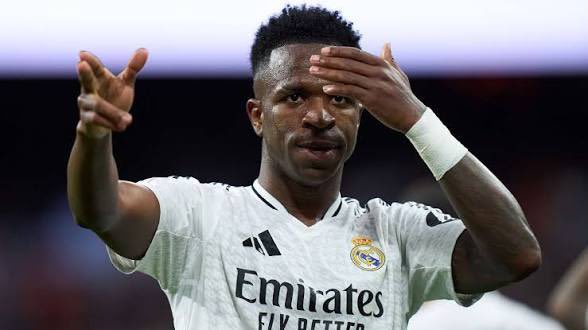 Jerrankingmedi9's tweet photo. Who would you prefer to sign if you own a team 

kvaratskhelia.           Or.               Vinicius https://t.co/h3J9M73wgh