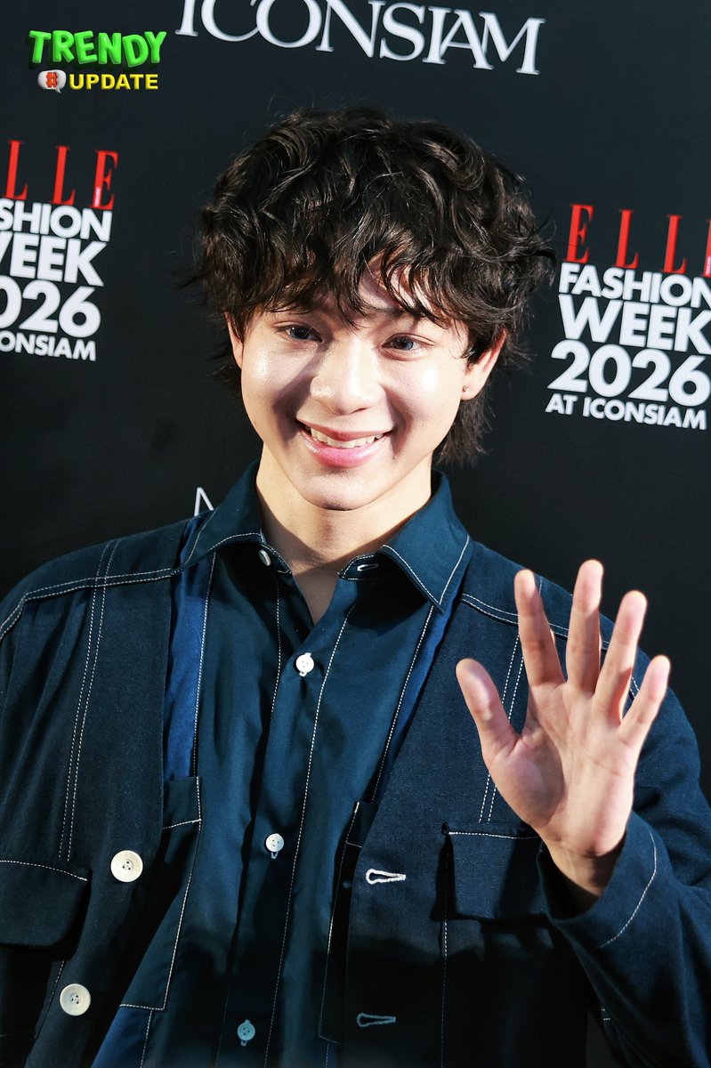 TrendyUpdate_th's tweet photo. “บาส หัสณัฐ“ ในงานแถลงข่าว ELLE FASHION WEEK 2026 PRESS CONFERENCE 🖤✨

Bas in ELLE Fashion Week 2026
#ELLEFashionWeek2026xBas
#บาสเด็กอ้วนที่แท้จริง #bbasjtr 
#ELLEFashionWeek2026
#EFW26ATICONSIAM
#SeeYouAtTheTent https://t.co/gx63NllzyJ