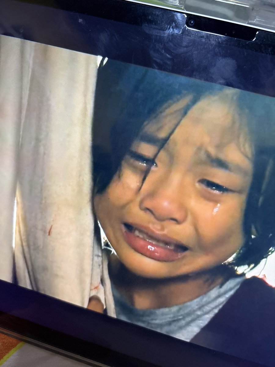 sheaintmw's tweet photo. ngayon ko lang to pinanood. TANGINA HUHUHUHUHUHUUUHUB BAT GANON https://t.co/dKHjSPaS5z