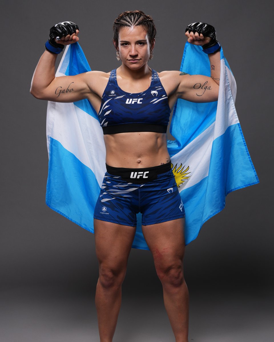 UFCEspanol's tweet photo. De Argentina para el mundo 🇦🇷 La #5 del peso gallo, Ailin Pérez, vuelve al octágono para extender su racha ganadora en #UFCVegas121 👊

Sáb 26 de septiembre | En vivo por @PPlusDeportes https://t.co/5iW4FhTp7n