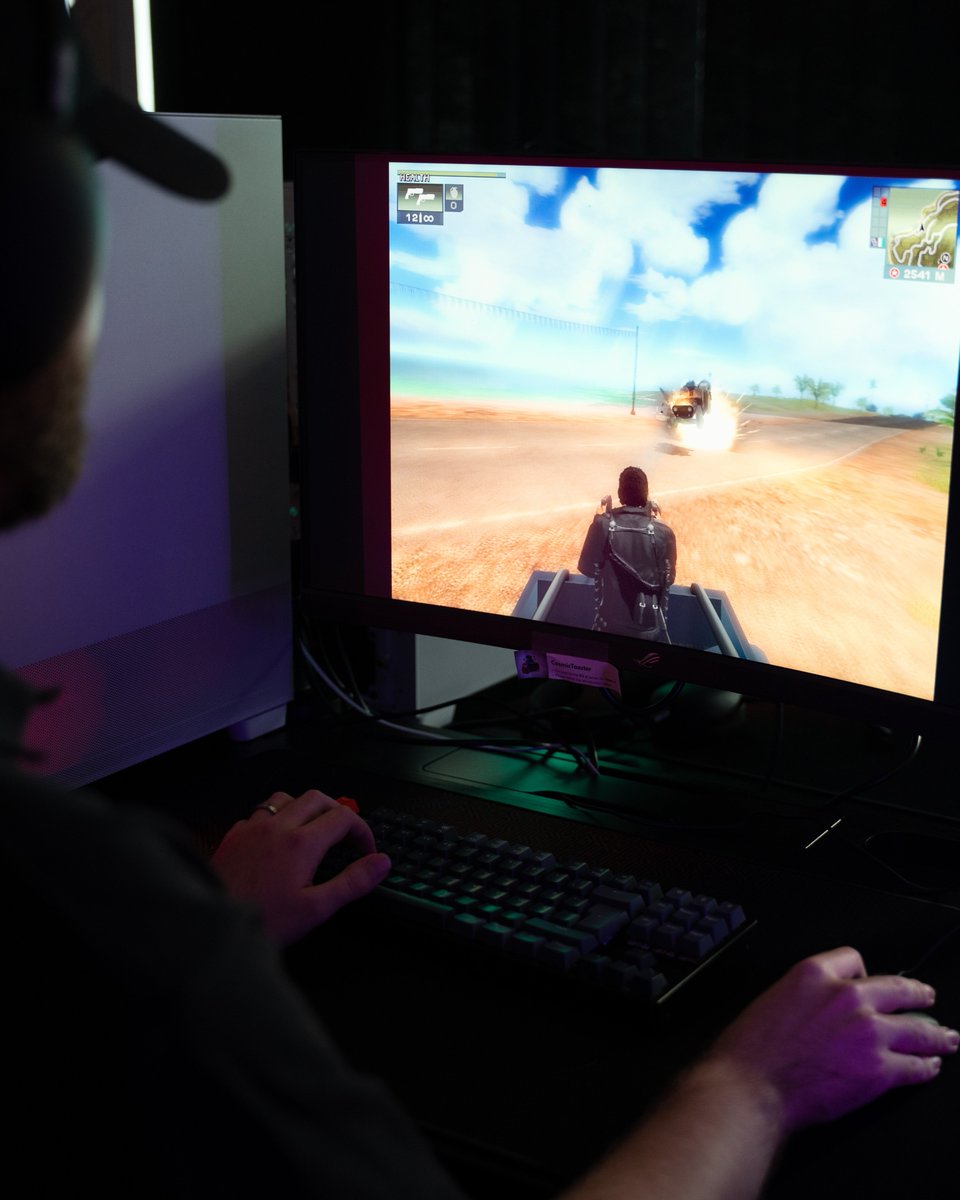 AvalancheSweden's tweet photo. Twenty years ago today, Rico Rodriguez first touched down in San Esperito.

Today we celebrate two decades of explosions, grappling hooks, and groundbreaking open-world action. 

Happy Birthday Just Cause! 🎈🥂 https://t.co/qTaGCuRiOP