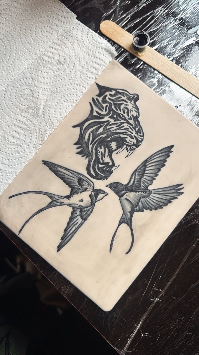 Z33ZAH's tweet photo. Love how beautifully I’m filling up my fake skin🫢 https://t.co/SNm3Wu5jlv
