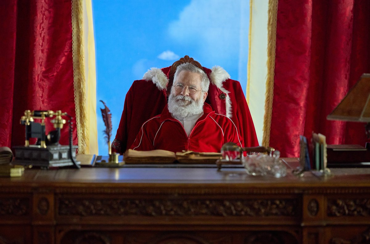 TF1Pro's tweet photo. #Annonce @TF1 

IL est enfin de retour ! 🎅
Les films de Noël reviennent dès le lundi 12 octobre à partir de 14h25 sur TF1 🎁 
Et toujours @tf1plus 🎄

Toutes les infos : https://t.co/yi4MezTQi8 https://t.co/ZyA8qjMkVQ