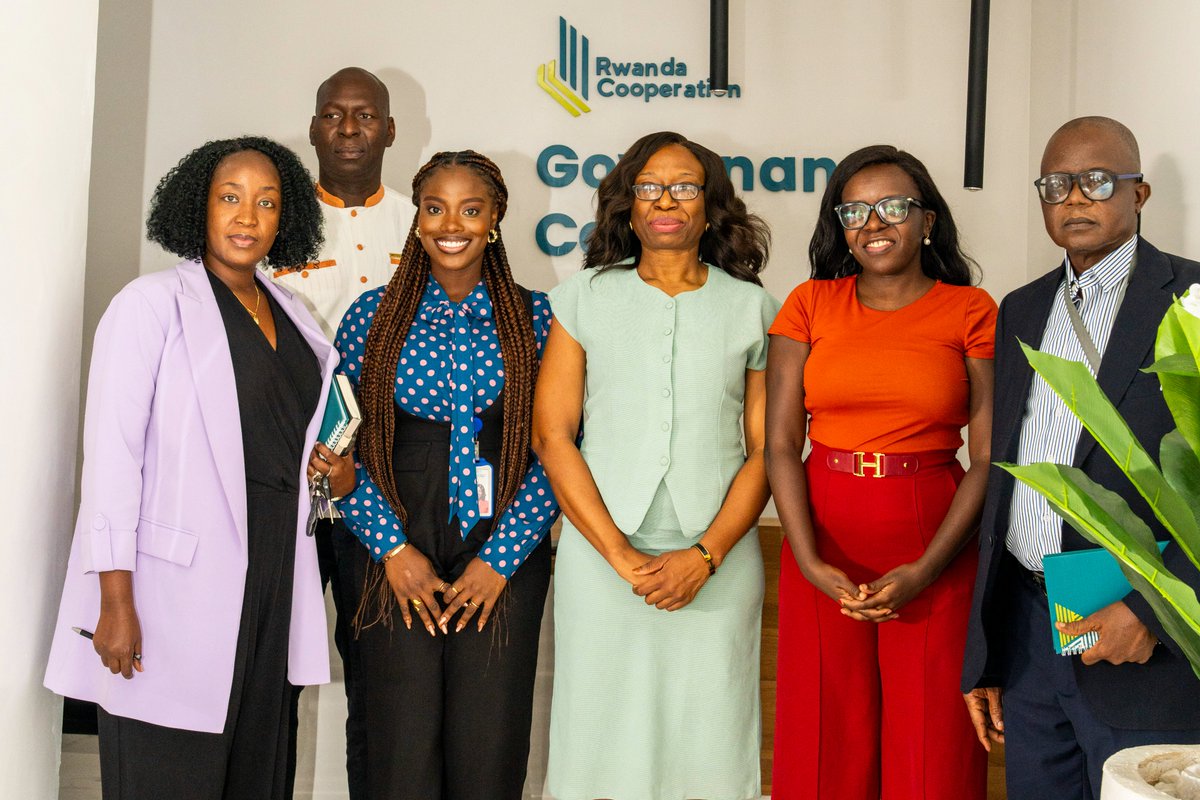 Cooperation_RW's tweet photo. 🇳🇬 🇷🇼Sharing perspectives on social security and pension systems.  

Today, Rwanda Cooperation hosted the #Nigeria Pension Fund Operators Association for a focused learning exchange with the @RSSB_Rwanda on pension management, social security schemes, and approaches to sustainable socio-economic development.  

#RwandaWorks 
#RwandaIsOpen