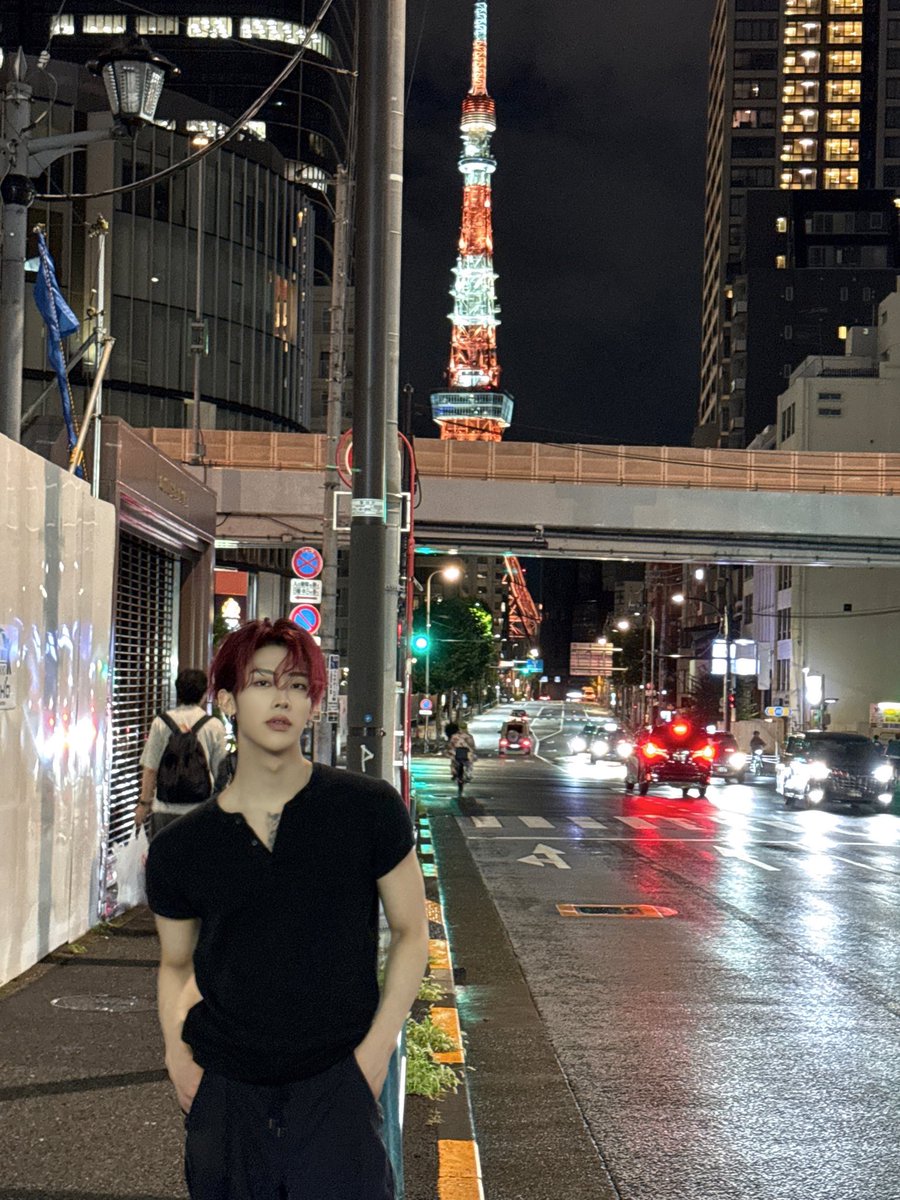 RICKYGLOBAL_'s tweet photo. [📷] 260922 — Weverse Update with #RICKY 

Tokyo Tower

🔗 https://t.co/ytoAroS8xA

#리키 #沈泉锐 #リッキー #AND2BLE #앤더블 https://t.co/AtzySDwuAn