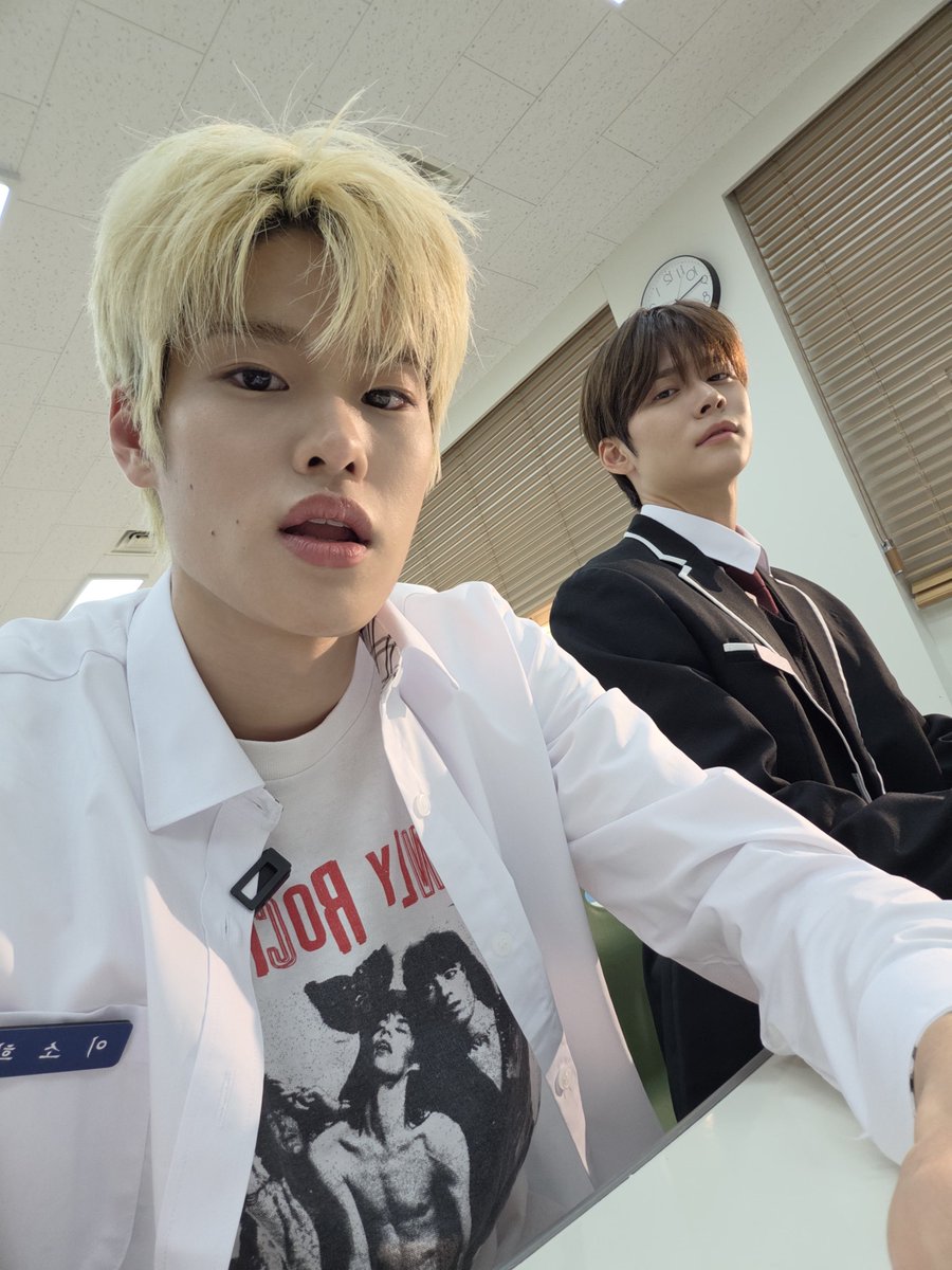 dump1ing4es's tweet photo. 아  …………..  소희야매번고마워요  또돌즈♡나 https://t.co/cyiO9UZhHo