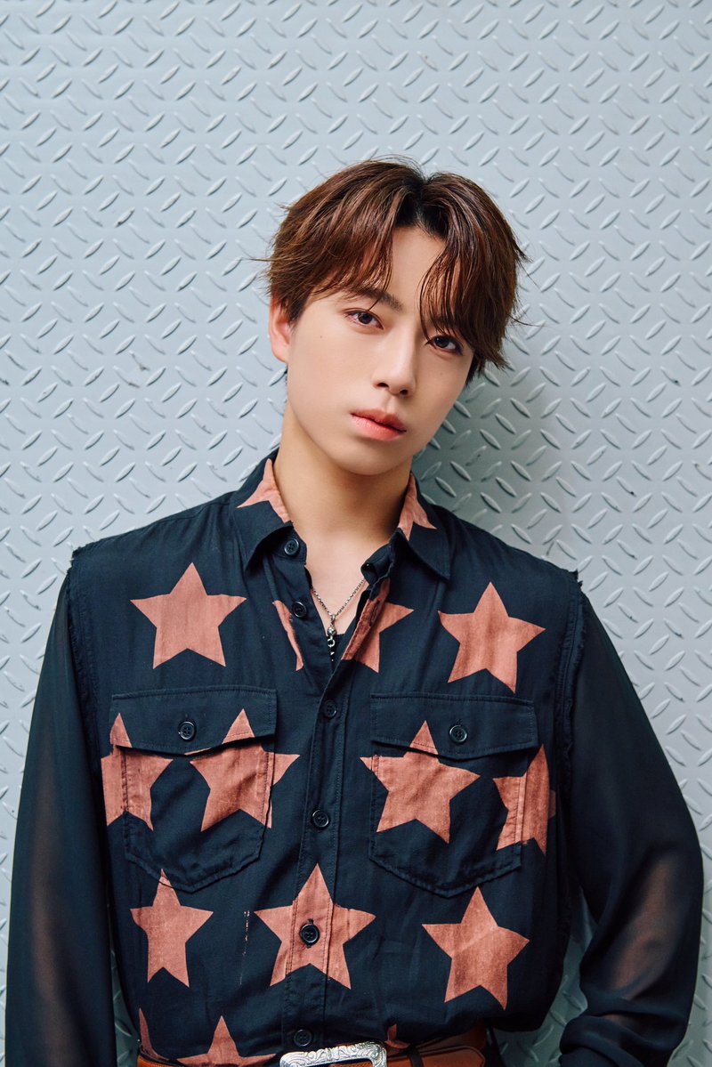 starglow_bmsg's tweet photo. 📸GOICHI

#SG_PreDebut1stAnniv
#STARGLOWプレデビュー1周年

🔗YouTube生配信アーカイブ
https://t.co/qlAISKrwCp

🎬'WISHES' Lyric Video
https://t.co/n33MIfoSls

#GOICHI 
#STARGLOW https://t.co/QYzdPb0Owx