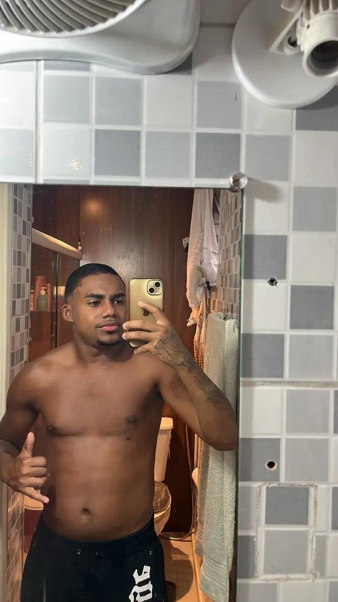 ALLMIR_22's tweet photo. 🤦🏾‍♂️❤️ https://t.co/iDinLb0wvc