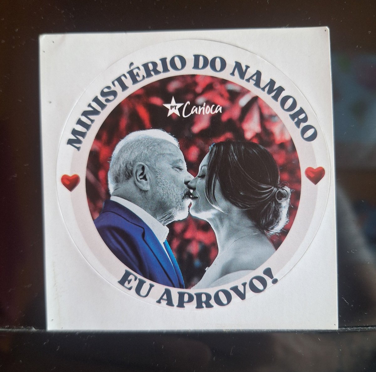 0viveiro's tweet photo. VENDO: EM PERFEITO ESTADO
Adesivo do PT Carioca do Ministério do Amor - ano 2024, nunca usado
Valor: 50 reais (aberto a negociações) https://t.co/SHWciQFxpo