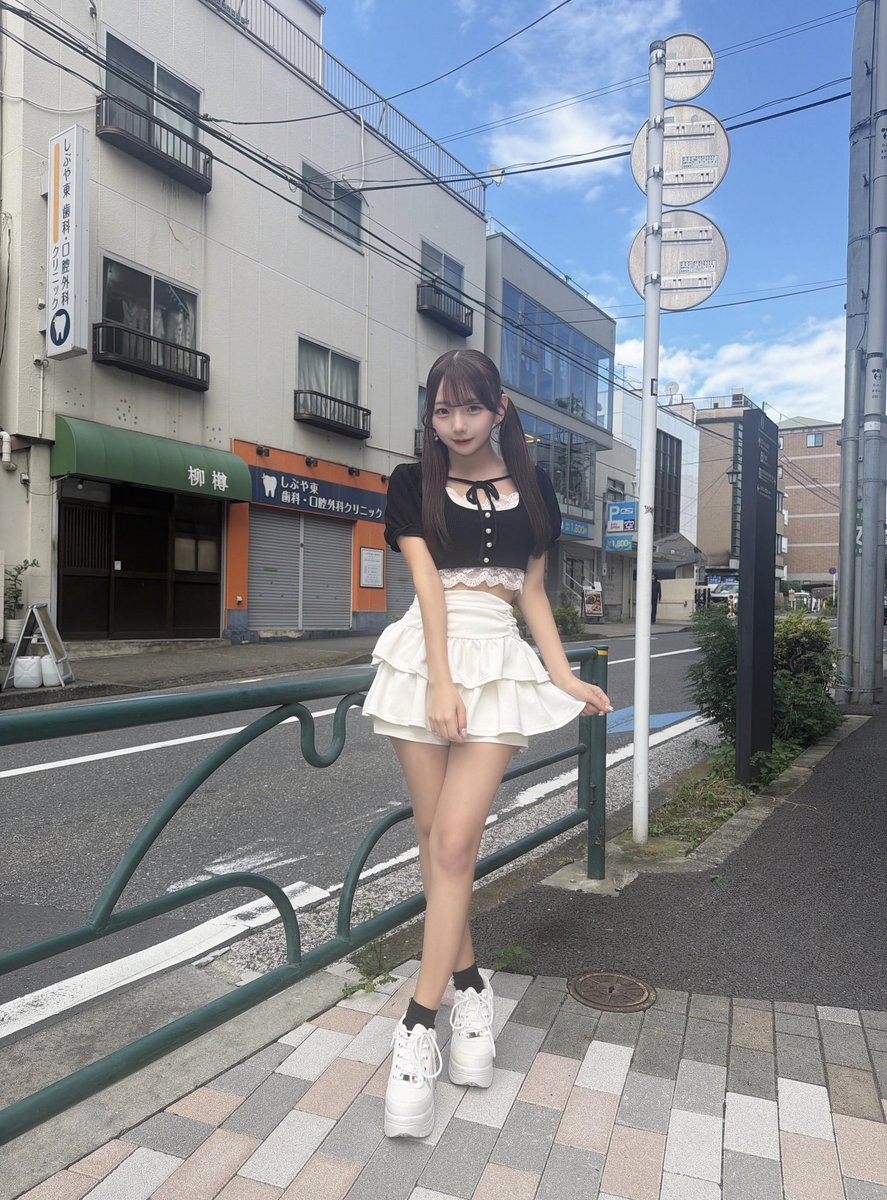 y__karen1116's tweet photo. きょうの服 https://t.co/z7FQN3ZWlS