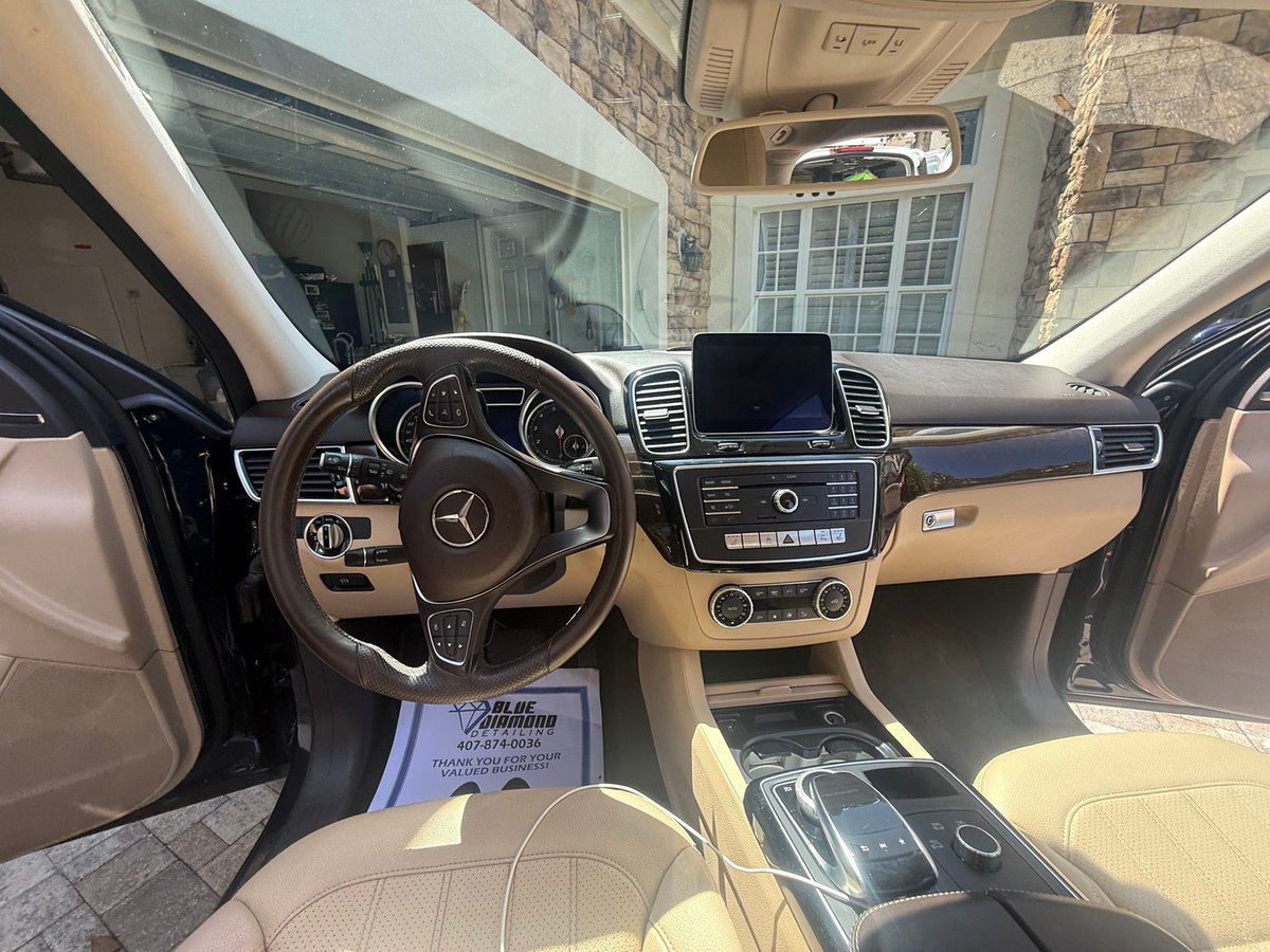 stephmorga44502's tweet photo. That car everyone stops to admire could be yours. With premium detailing, any car can look showroom-new. Perfect before selling, for a special event, or simply because you deserve to drive something flawless. https://t.co/lwR02gAmsF