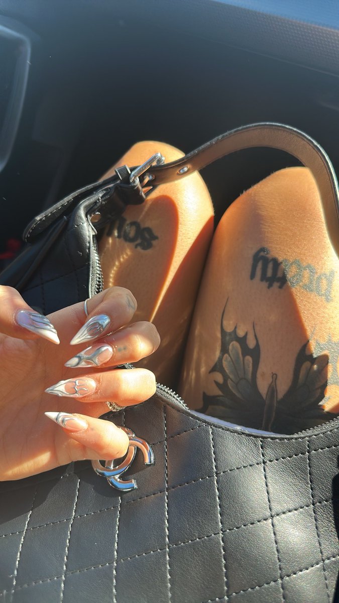 Goddessbella21x's tweet photo. Shopping fund it https://t.co/15sit4MP4m