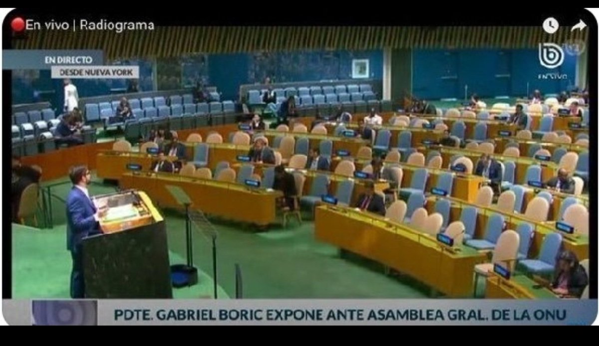 cherrAL62's tweet photo. No olvidar, para la fiebre de celebración de los 50 años el 2023, el gobierno Boric-PC destinó $1.094.723.600, más  $640.499.055 por trato directo en un acto "cultural" en La Moneda. Y el insano, viajó a la ONU a contarles a un montón de sillas vacías su versión de la historia. https://t.co/FFe0WhKMYC