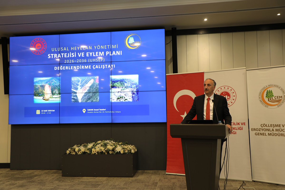 cemgovtr's tweet photo. 📍 Ulusal Heyelan Yönetimi Stratejisi ve Eylem Planı (UHSEP) Değerlendirme Çalıştayı Ankara’da gerçekleştirildi.

🌍 2026–2036 dönemini kapsayan UHSEP taslağı; ilgili kamu kurumlarının temsilcileri ve akademisyenlerin katılımıyla değerlendirildi.

🤝 Çalıştayda; heyelan risklerinin azaltılması, veri paylaşımı, kurumlar arası koordinasyon, izleme ve uygulama süreçlerine yönelik görüş ve öneriler ele alındı.

🔗Haberin devamı: https://t.co/71neSC8XKm