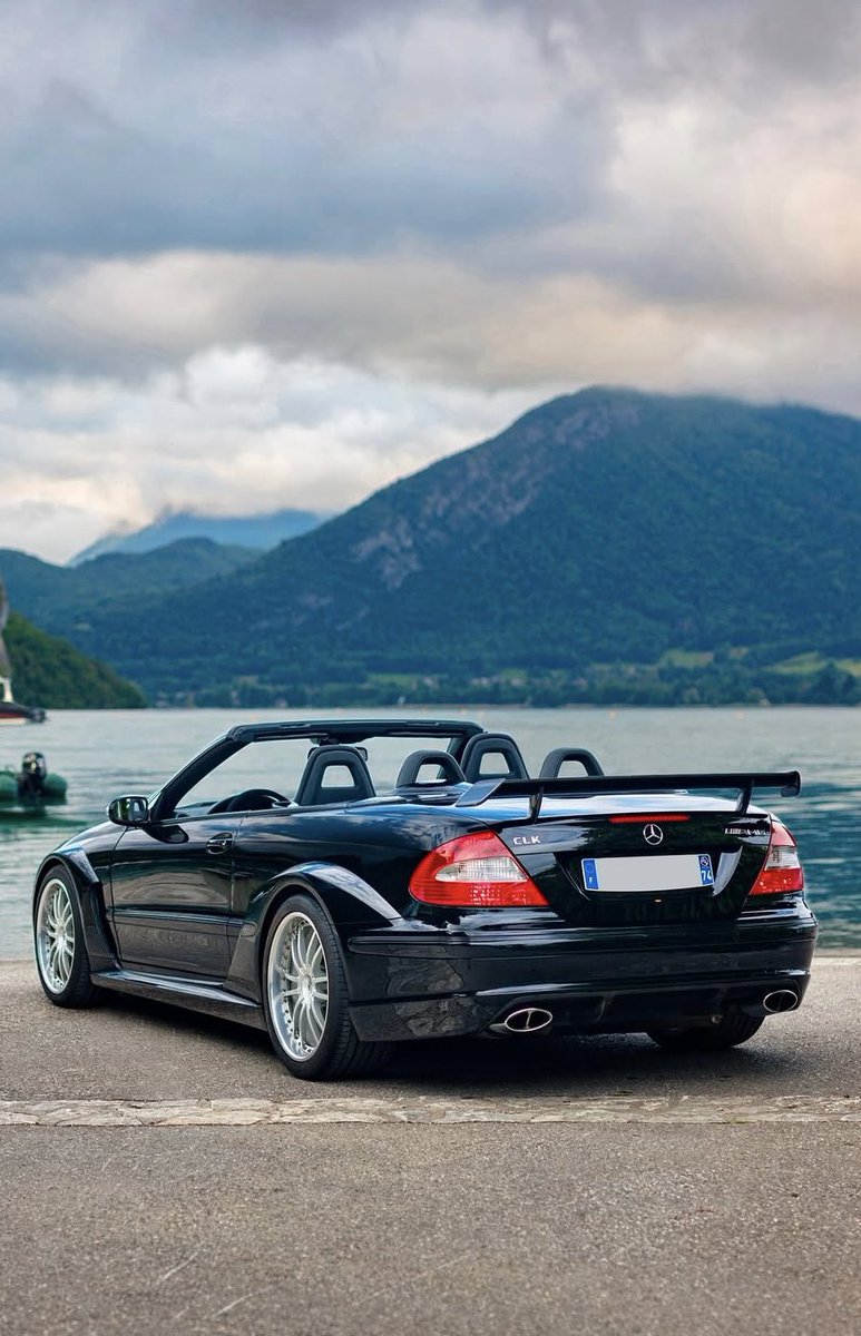 F1Mike28's tweet photo. CLK AMG DTM Roadster 1 of 80 „Dream of a Car“.

@MercedesAMG „One man, one engine“. https://t.co/EMSLYOILCC