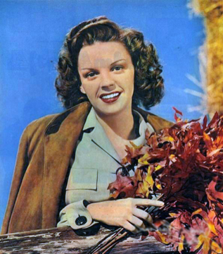 iShowTunes's tweet photo. #JudyGarland, #HebdoMagazine, 1947.
#Autumn #Fall #Leaves #FallingLeaves #AutumnLeaves https://t.co/cDTPftkPjP