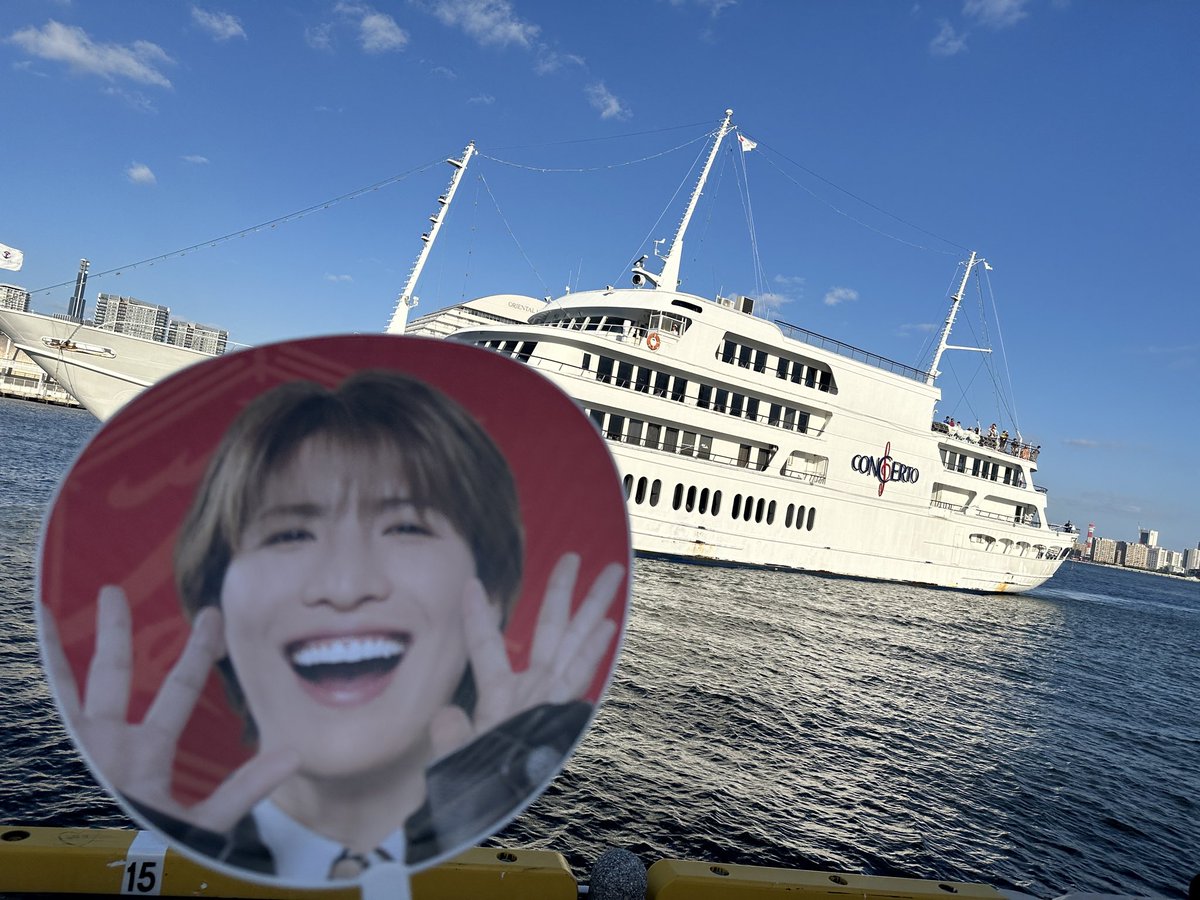 arslove0625's tweet photo. 天気良すぎて最高だった☀️
船？に乗ってる人に手振ったりして
楽しかった🤣

 #MATSURI
 #兵庫
 #神戸
 #神戸ポートタワー https://t.co/3PZThMn7Se