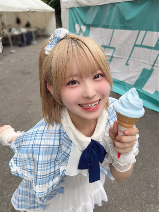 keyakiusi's tweet photo. こんなぬいぐるみみたいなかわいいルックスなのに歌もダンス上手くて、パフォーマンスがメチャクチャカッコよいからライブ中ずっと目が離せない。といちゃんのチェキ列が凄い理由も分かる。
#来海とい
#���ルニシオン https://t.co/1YUKSXYOa8