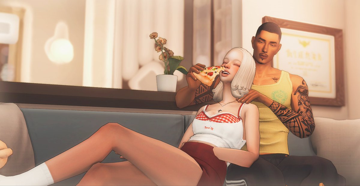 Fukatsims's tweet photo. nobody:
sylvia lately: “i’m hungry..”
them: https://t.co/j7OJRi8X3t