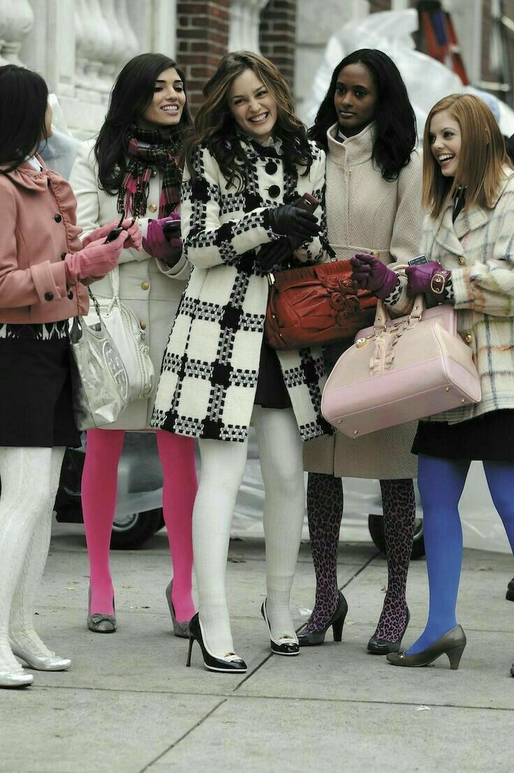 __papillonnoir's tweet photo. 秋なのでgossip girlを見返したいと思います https://t.co/d7toPl41Fw