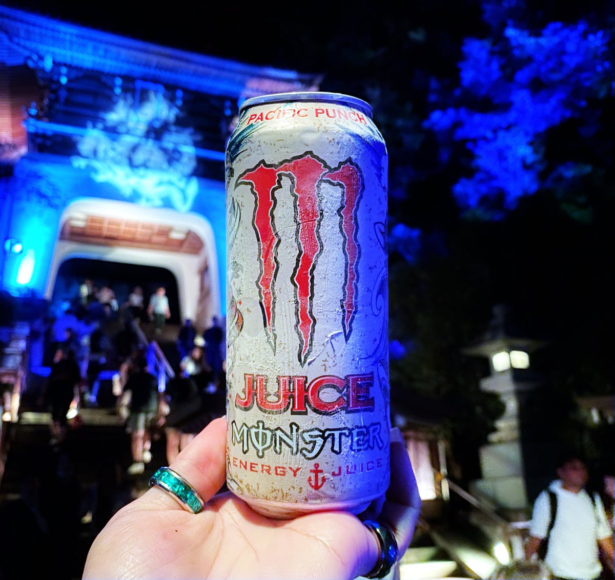 Landia_Dragon's tweet photo. トロピカル系Wギメ🔥🐉

#MonsterEnergy #ULTRAVICEGUAVA #JUICEMonster #PACIFICPUNCH #エナジードリンクライフ https://t.co/9aslJJOKMn