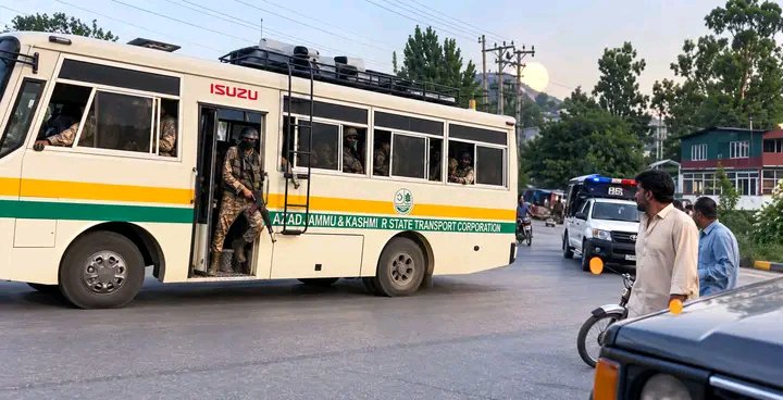 StateAJK786's tweet photo. ALLAH HU AKBR 💔🥹
Stop genocide in Pakistan ocupied Jamu and kahsmir 
#kashmir 
@AJEnglish @BBCUrdu @UN @UNHumanRights @abcnews @ImranRiazKhan @HamidMirPAK @AsimSatti00 @AbrarQureshi4 
#ajkrightmovement https://t.co/I3TNpL1vO7