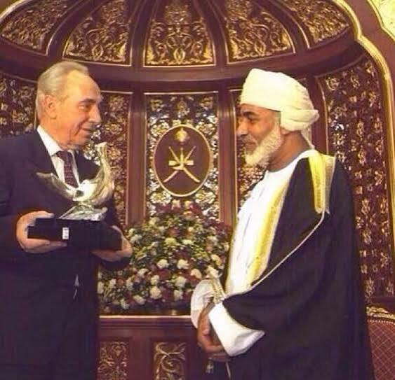 Harbemtx's tweet photo. @HAljbl62032 @LaBoBo94 @xoozww هذا الواطي 

سيدك يا حمير نتنياهو https://t.co/slIqWHcHpG