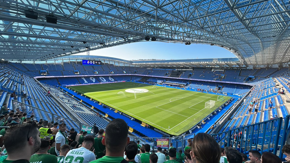 alvaaroo10_'s tweet photo. Mi primer On Tour, mi amor incondicional 💚 @RealBetis https://t.co/4NnQpIUKbG