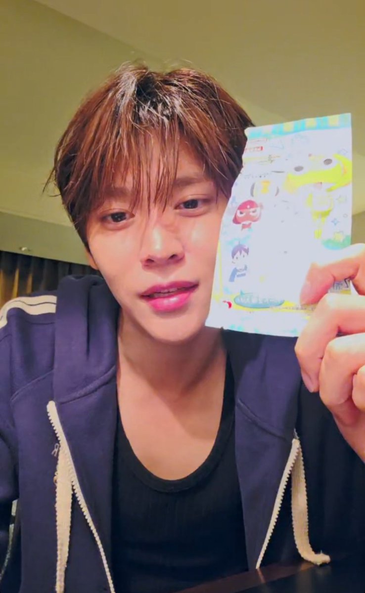 SES_Updates's tweet photo. [🌟] 260922 #EUNSEOK Weverse Live 

🥹🩵

#은석 #송은석 #ウンソク 
#RIIZE #라이즈 https://t.co/fH2IuQtkHi