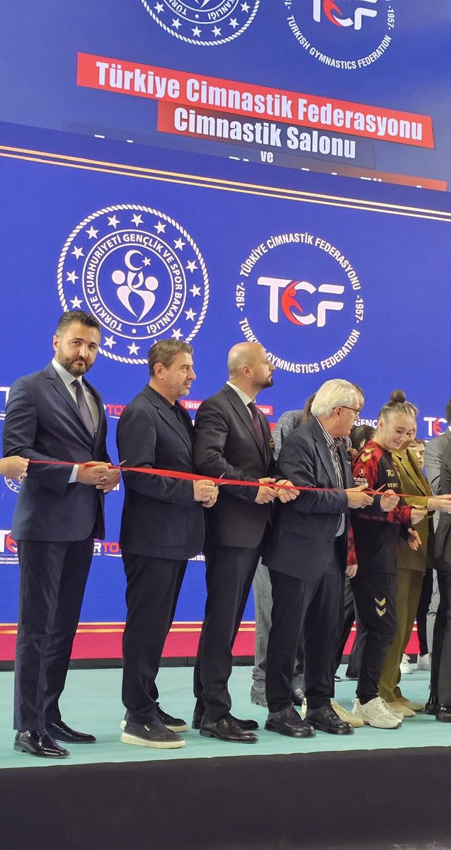 aketimesgut06's tweet photo. Gençlik ve Spor Bakanımız Sayın Osman Aşkın BAK’ın teşrifleriyle gerçekleştirilen Türkiye Cimnastik Federasyonu Cimnastik Salonu ve Federasyon Binası Açılış Töreni’ne, İlçe Başkan Yardımcımız Sayın Kasım CEYLAN ile katılım sağladık.

Yeni tesislerin ülkemize, cimnastik camiamıza ve sporcularımıza hayırlı olmasını diliyor; emeği geçen herkese teşekkür ediyoruz.