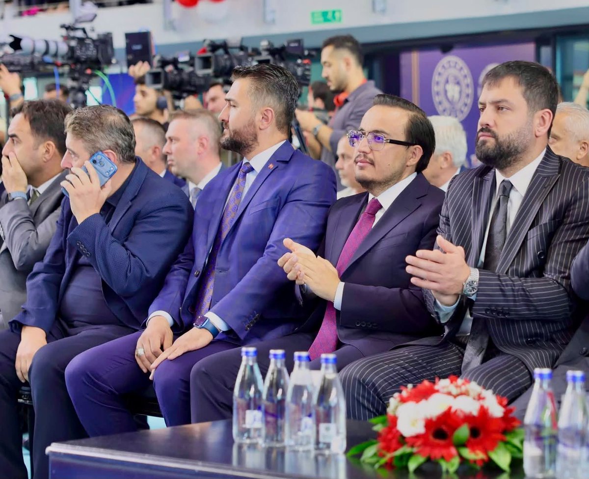 aketimesgut06's tweet photo. Gençlik ve Spor Bakanımız Sayın Osman Aşkın BAK’ın teşrifleriyle gerçekleştirilen Türkiye Cimnastik Federasyonu Cimnastik Salonu ve Federasyon Binası Açılış Töreni’ne, İlçe Başkan Yardımcımız Sayın Kasım CEYLAN ile katılım sağladık.

Yeni tesislerin ülkemize, cimnastik camiamıza ve sporcularımıza hayırlı olmasını diliyor; emeği geçen herkese teşekkür ediyoruz.