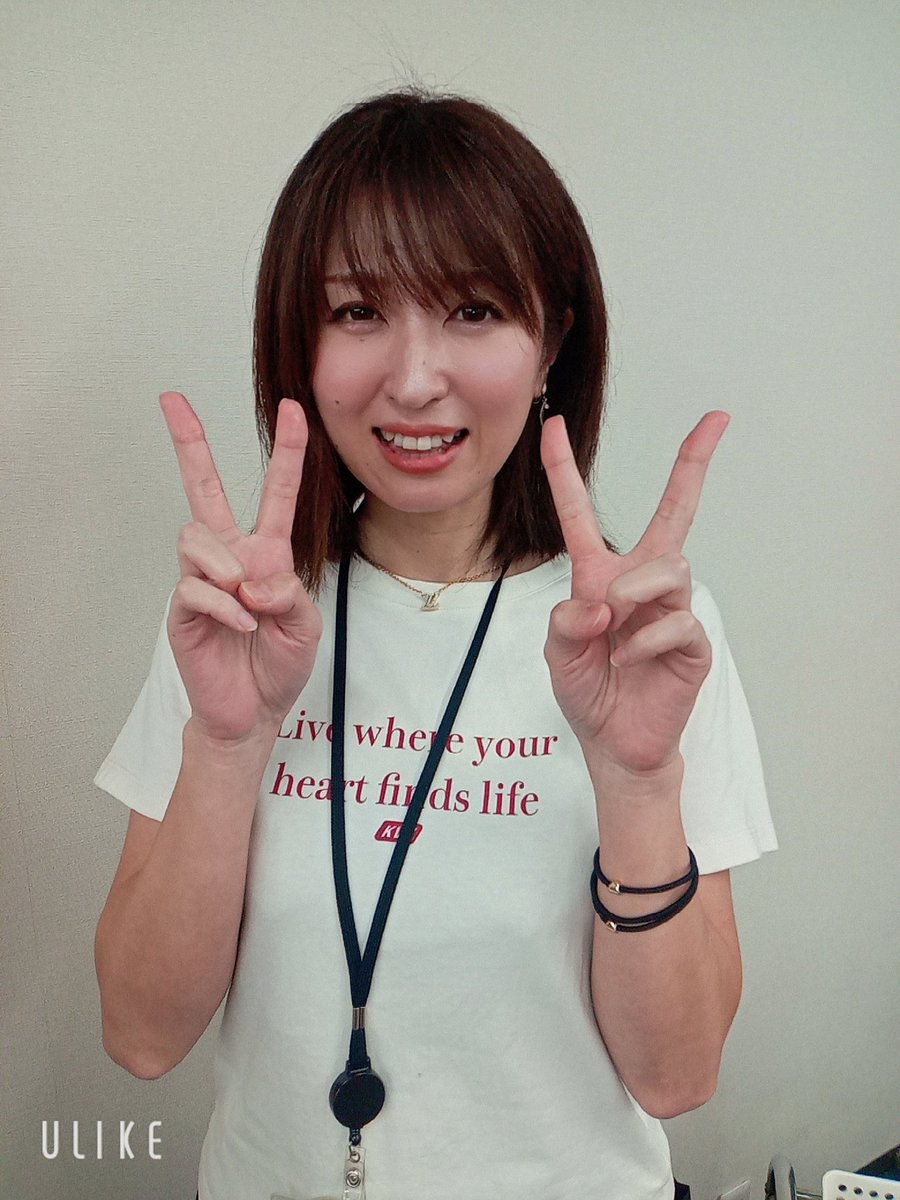 masaomi510629's tweet photo. 💐協会25期後期ここにコンプリート💐

①にゃおBAR😸

#武中さやかP
とっても綺麗でビックリ仰天🎆
美味しいお酒🍶で乾杯できたね🍷

②池袋アミューズ🎲

#天音友花P
連続同卓できて楽しかったね🀄
たくさんトークできたよ🌈

最短で宣言どおりに同期全員と出会い
見事に完全制覇を成し遂げたよ🌷 https://t.co/zpQv59LZgV