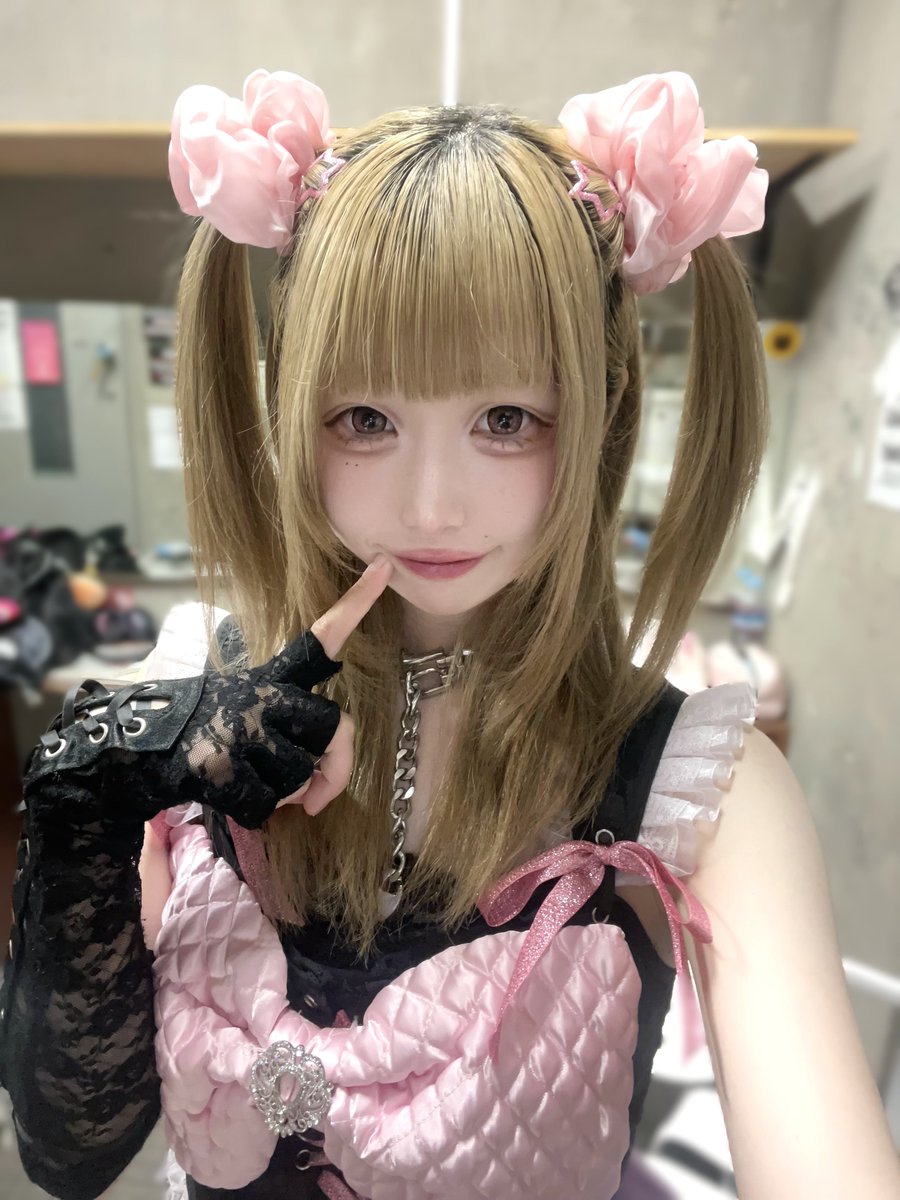 shuran_cham's tweet photo. 本日、【新宿HEIST】さんにて、ありがとうございました🎤✨️

急遽、夜空が来れなくなった中でも来てくれた方たちに感謝です…

次の10/4(日)も📍新宿 だよ〜！

#地下アイドル #いいね返し https://t.co/B4vo61Tc4P