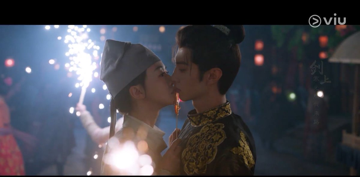 Kaewwithmymoon's tweet photo. ฝ่าบาททรงพระเจริญหมื่นปี 9/10 ดูเพราะเจ๋อหยวน ชั้นมูฟออนไม่ได้ เรื่องนี้หล่อเหมือนเดิม แต่ถูกเนิฟสกิลเพราะเป็นฮ่องเต้ เราจะบู๊มากไม่ได้ แต่บู๊ปุ๊ปเท่ปั๊ป ขอหักคะแนนเพราะมีช่วงเรื่อยๆ นี่ว่ามันมาสนุกมากช่วงอีพี25+ อีกอย่างฉากหวานพระนางน้อยมาก ตอนจบก็ตัดเร็วเกิน กอดกันหน่อยก็ไม่ได้ https://t.co/BwmCguv9In
