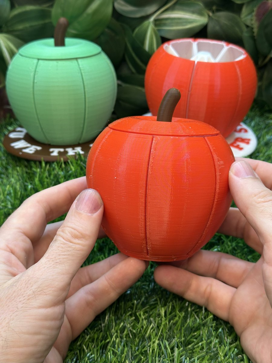 davemakesstuff_'s tweet photo. Apple Pill Box

An apple a day keeps the doctor away! 🍎🍎🍎

Use this whimsical pill box to manage your meds or hide your treats 😋

Printed on my @lulzbot3D TAZ 8

Download from @thangs3D : https://t.co/LSzcJuCO7t

#3dprinting #3dprint #3dprinted #pillbox #apple https://t.co/N0FWDZ7C2o