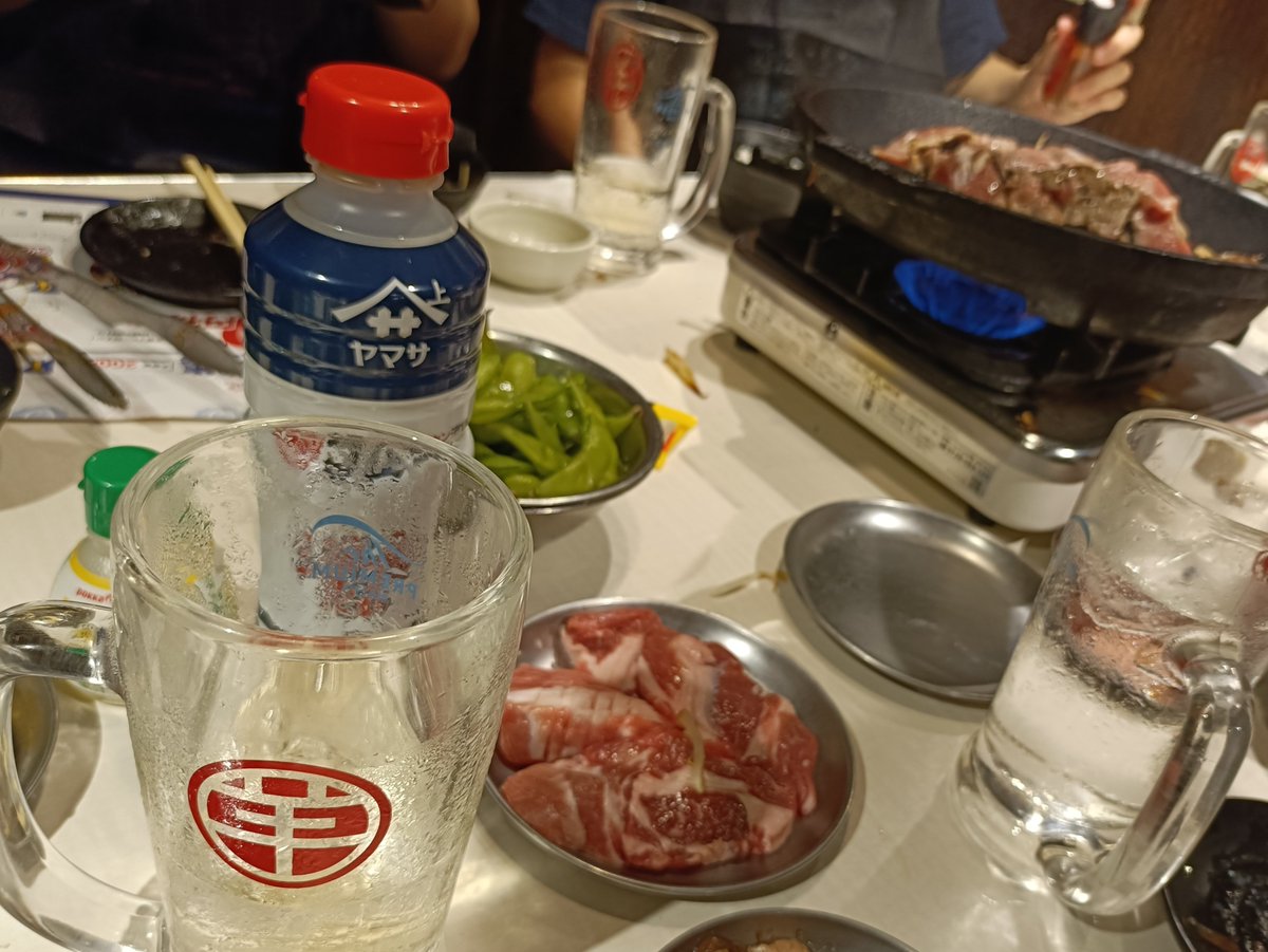 Sugichiyan's tweet photo. ライブの打ち上げジンギスカン🐑 https://t.co/mgTuFFVj4U